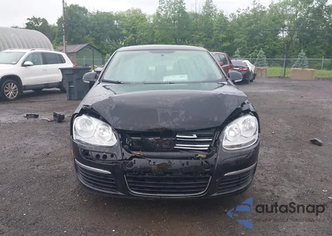 2009 Volkswagen Jetta S z USA, uszkodzony, nr VIN 3VWJM71K09M165670